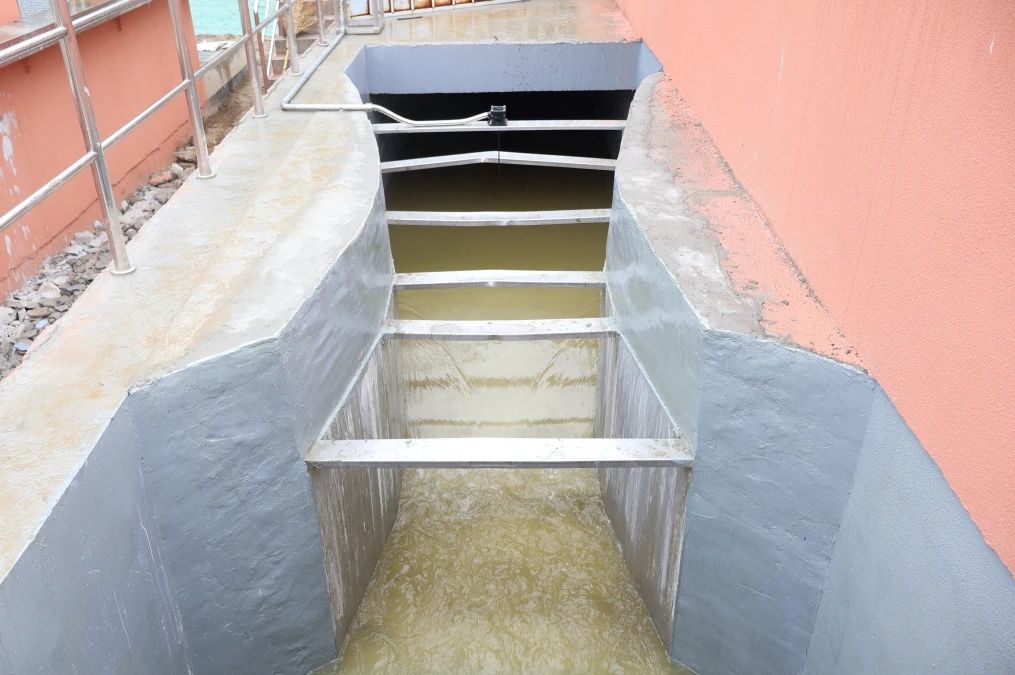 姜堰城區污水處理廠提標、擴建改造工程項目南區達標出水.jpg